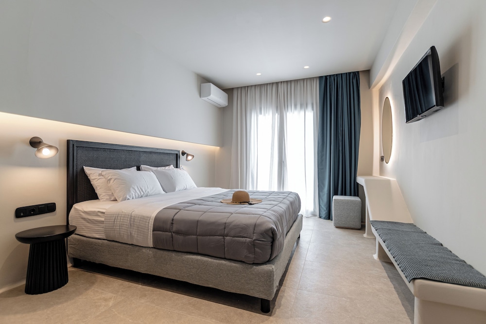 Lithia Exclusive Villas