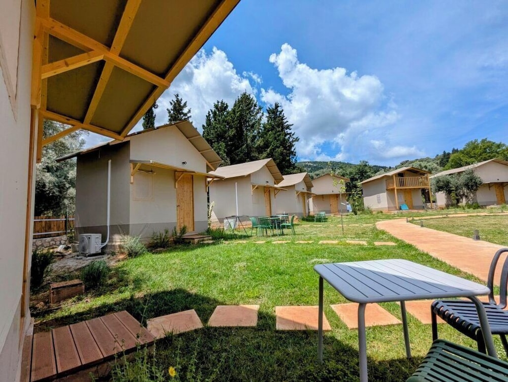 Nirikos Camping