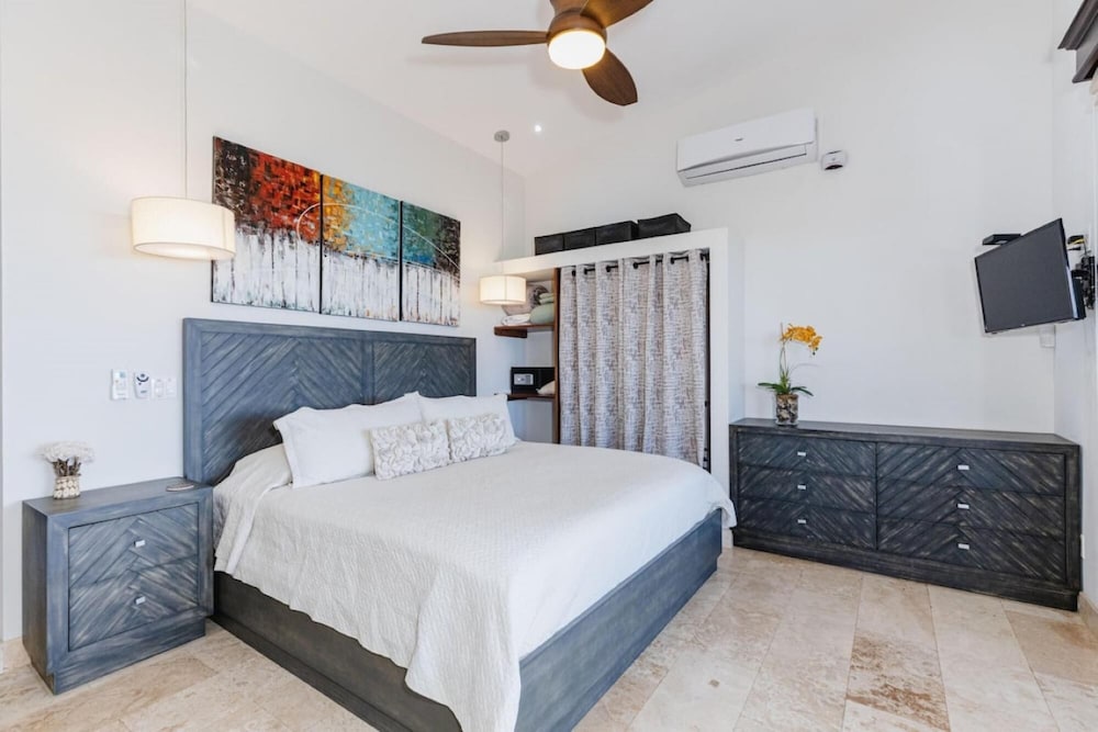 Playa Flamingo Gorgeous Oceanview Vacation Rental - Casa Tranquila view 5