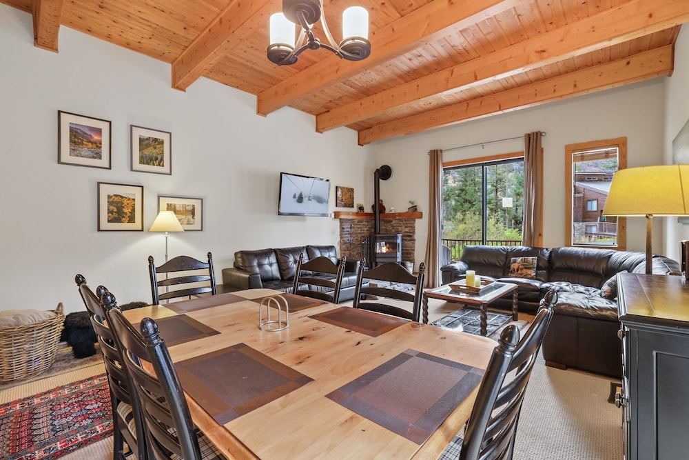 Comfort In The Sierras - Edelweiss 2br - Kirkwood 3 Bedroom Condo
