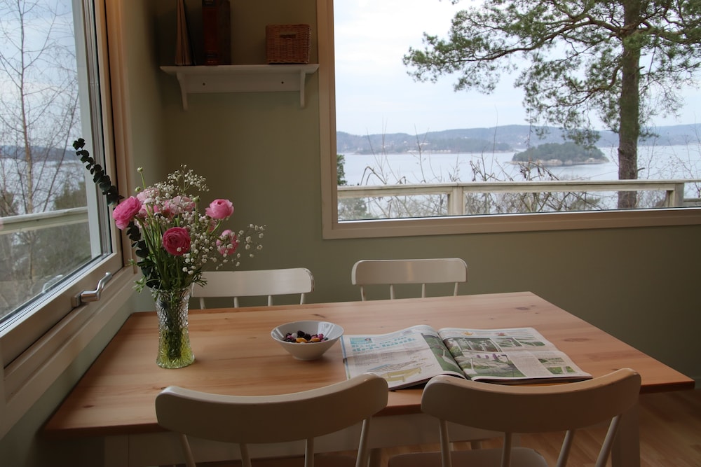 Anfasteröd Gårdsvik