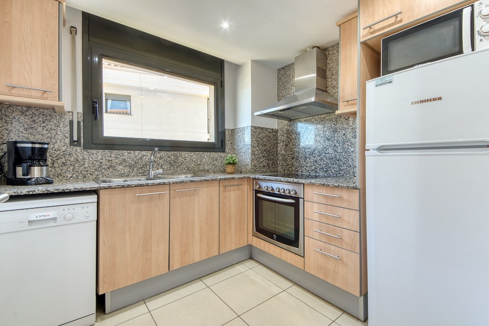 Apartment in Roses Near Sandy Beach
