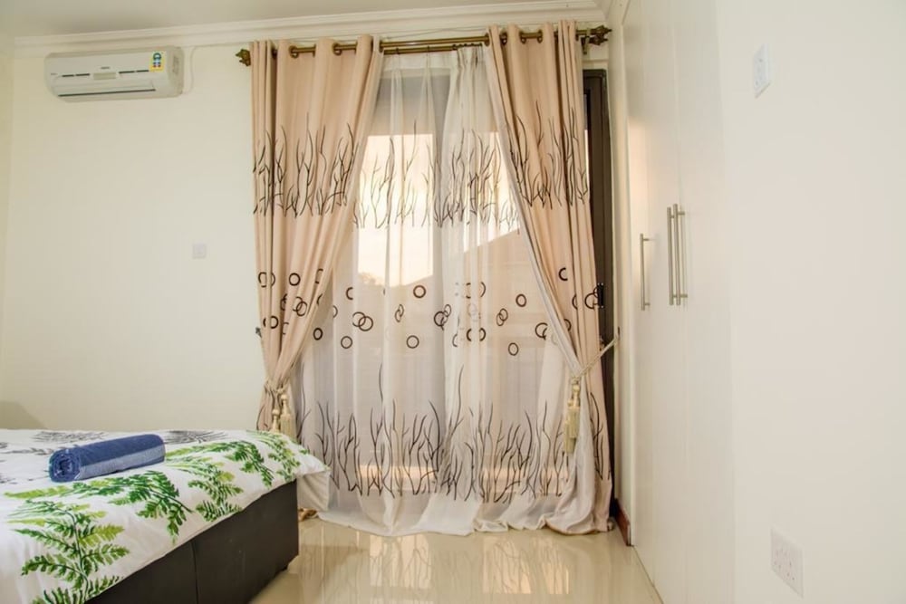 Exclusive Apartment in Handsworth - 2 Bedrooms view 2