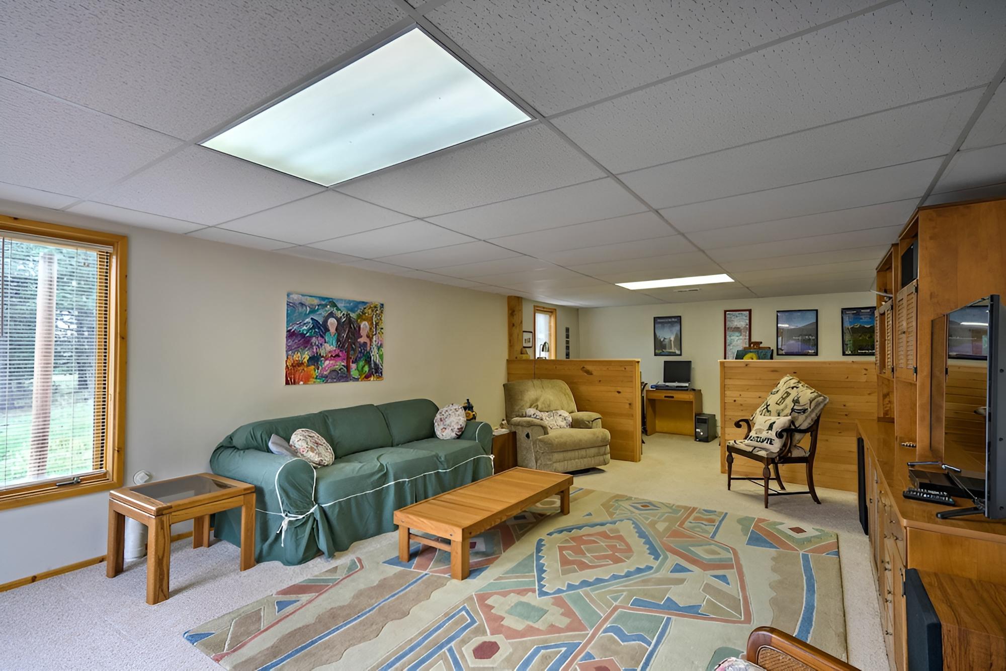 Serene Mtn Home W/decks: Hike, Bike, & Raft Nearby view 2