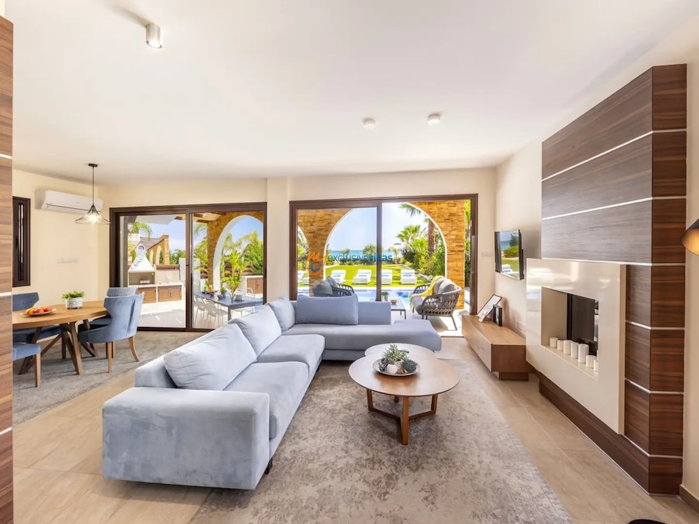 Ayia Napa Seafront Ionion Villa H5