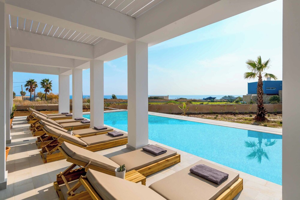 Villa Seawater