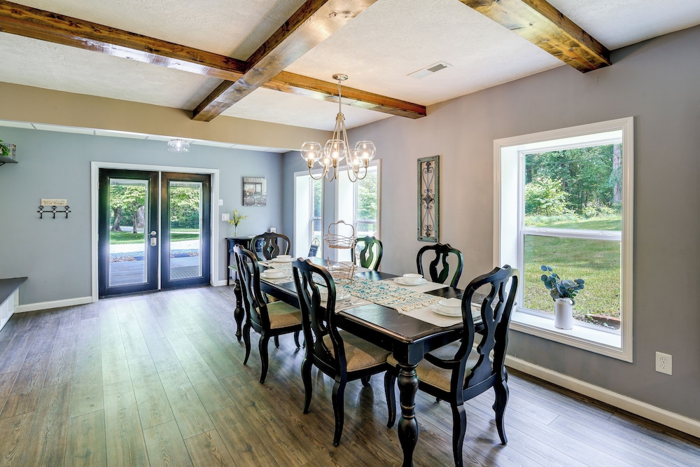 Creekside Retreat w/ Mtn Views in Lambsburg!