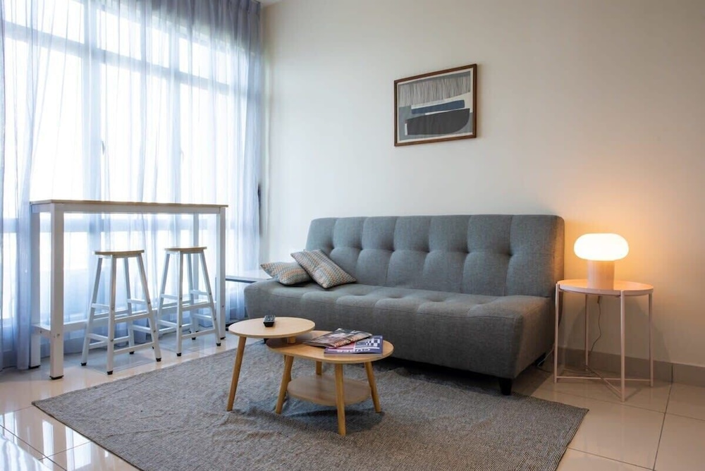 Modern & Cozy 3BR Apt ARC at Austin, Free Parking
