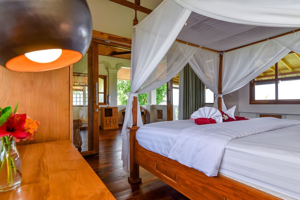 Villa Panili view 5