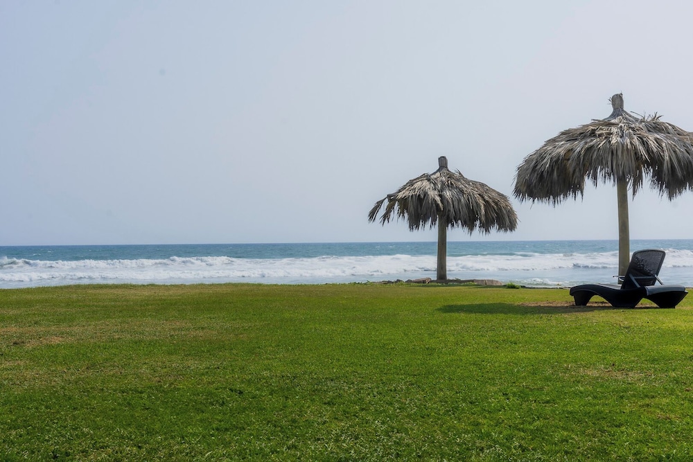 Villa with Pool Private Beach Acapulco
