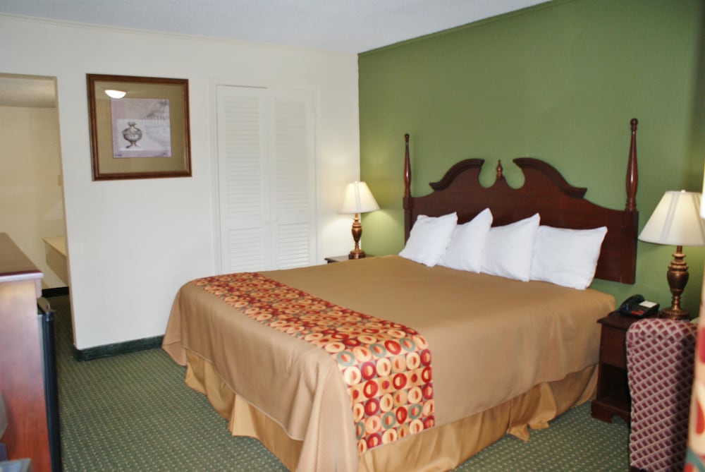 Americas Best Value Inn Ft. Jackson