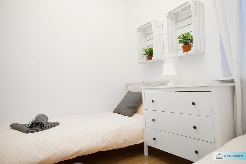 Warsaw Concierge Family Apartment view 2