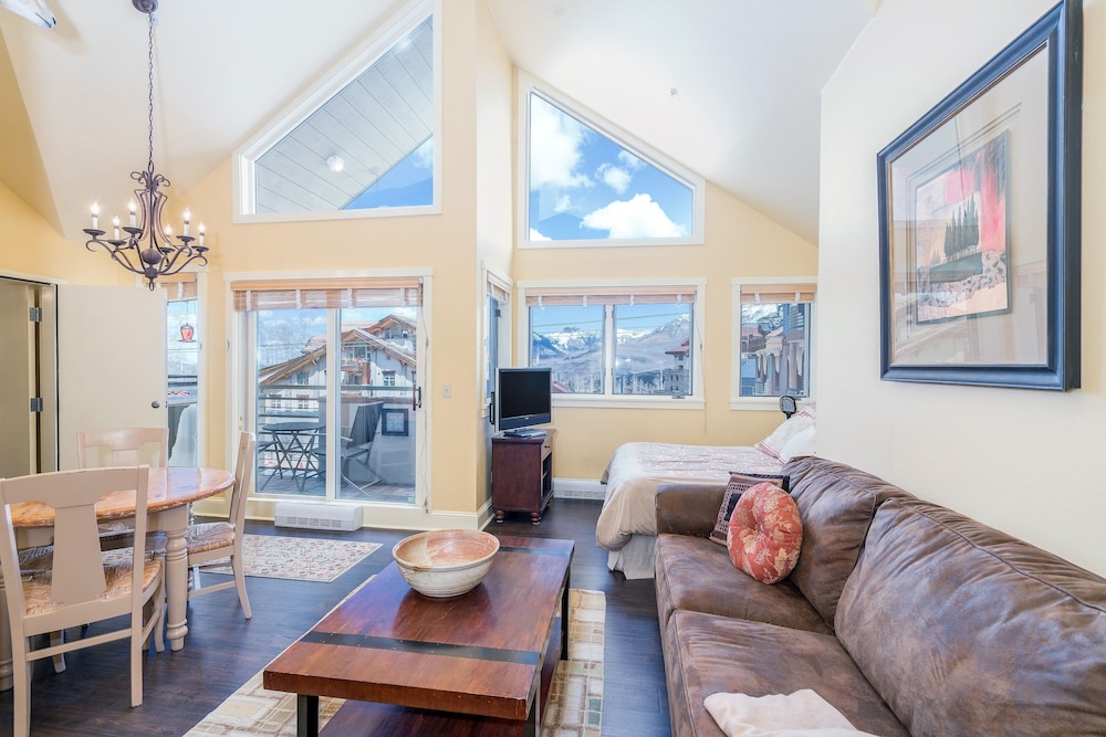 Blue Mesa 2 Unit Buyout by Avantstay 2 Units Centrally Located Ski In Ski Out Unit