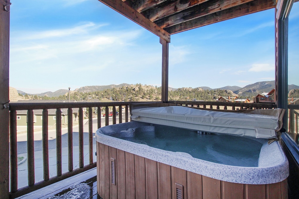 Estes Park Vacation Lodging