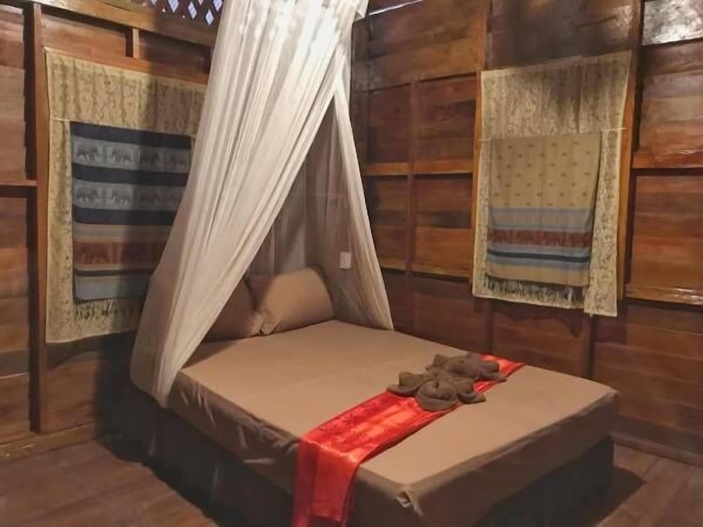 Copa Lanta Guesthouse