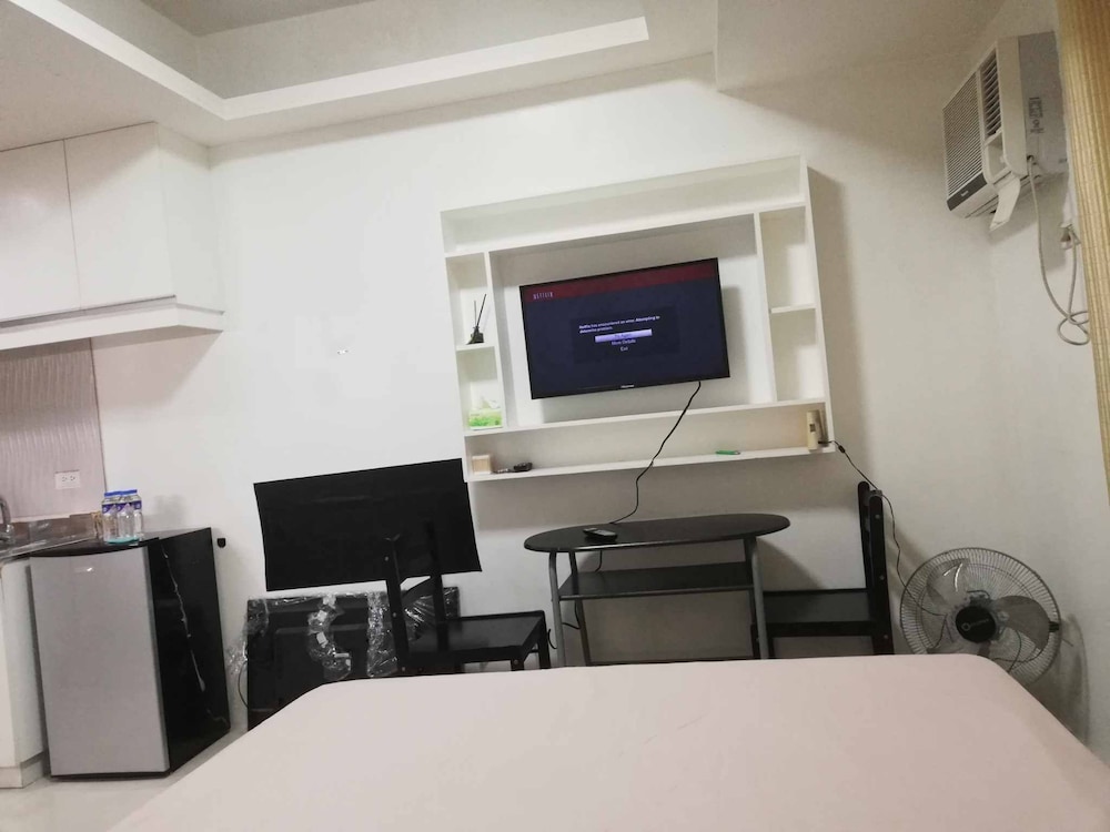 Grand Riviera Condotel Near St Lukes Medical Center