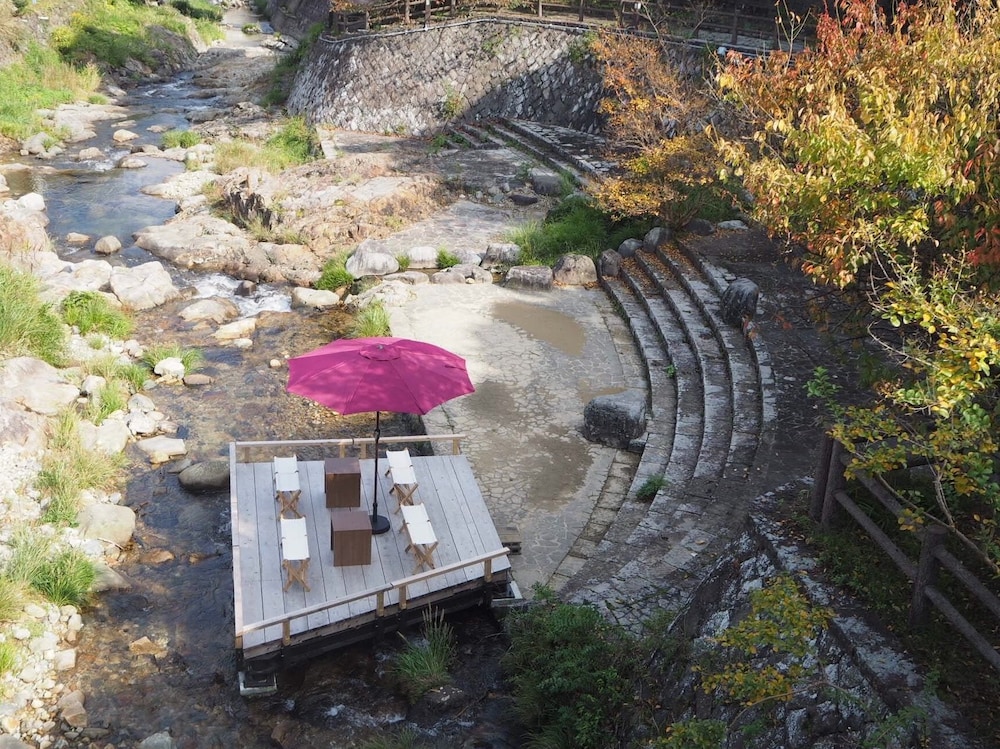 Gyokusenkaku