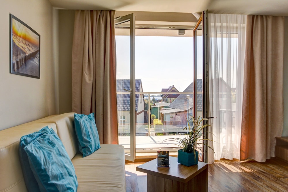 Marina Jastarnia - Apartamenty - Basen