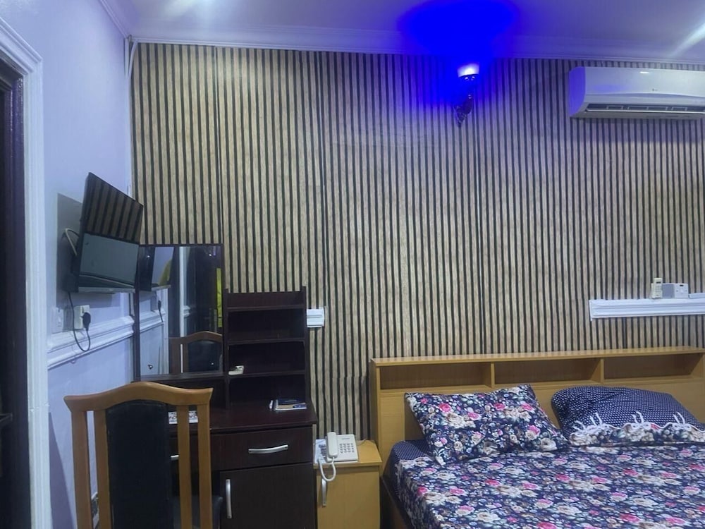 Muniz Global Apartments