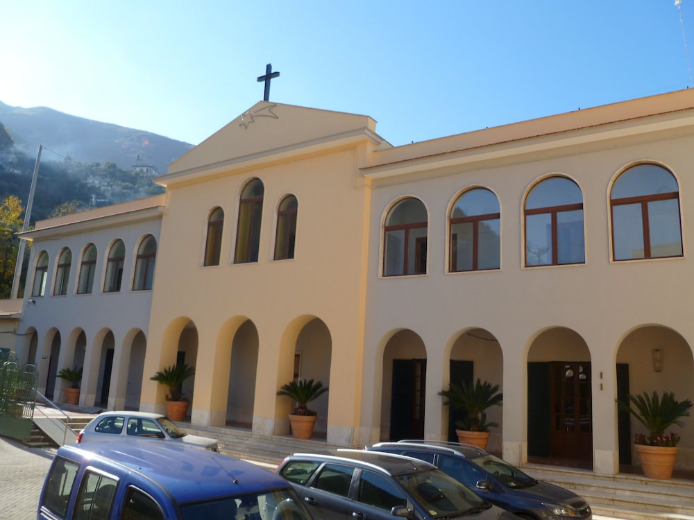 Ancelle Sorrento
