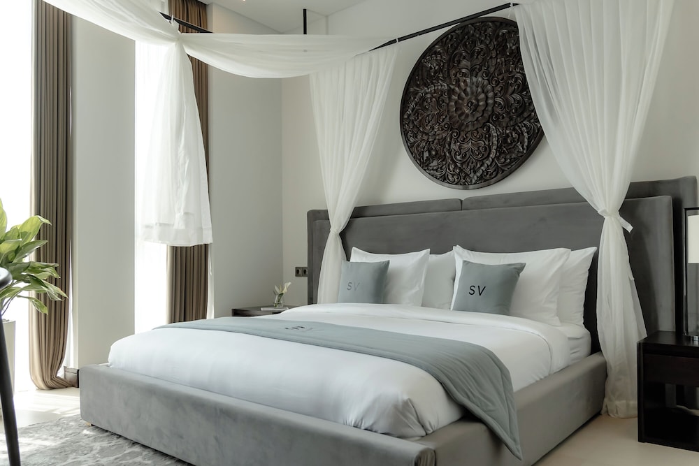 AMO Residences