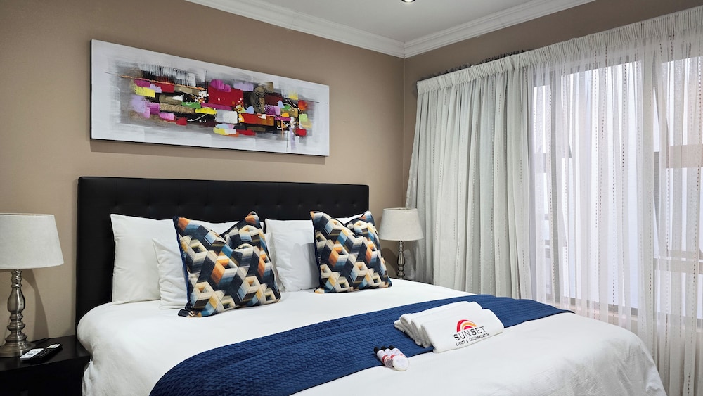 Sunset Events & Accommodation