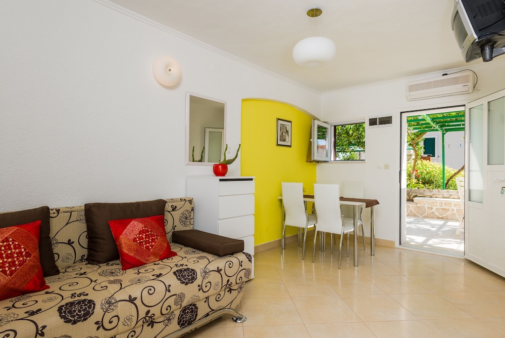 Apartments Nada
