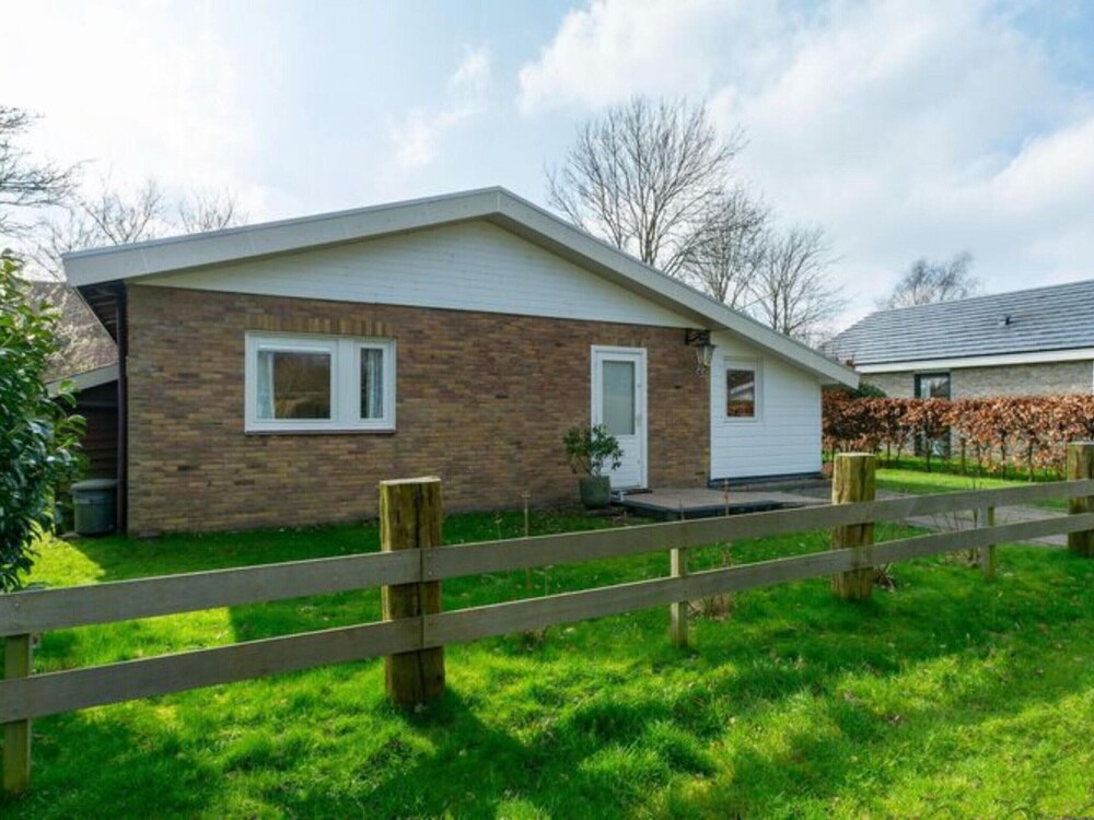 Bungalow in Sint Maartenszee Near the Beach view 2