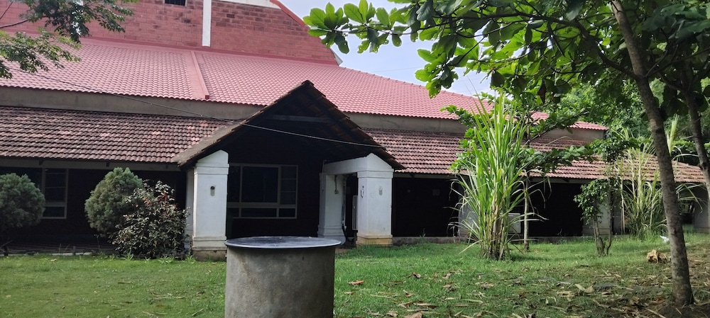 Pavanputra Resort Hassan