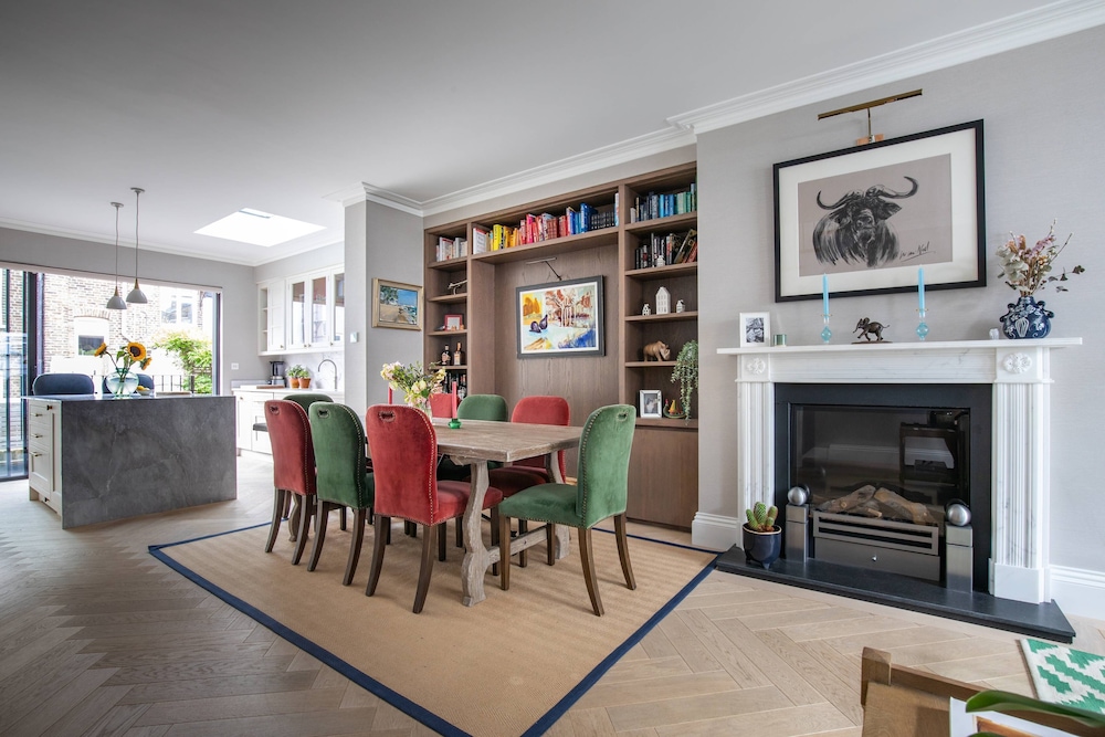 Callcott Street IV by Onefinestay
