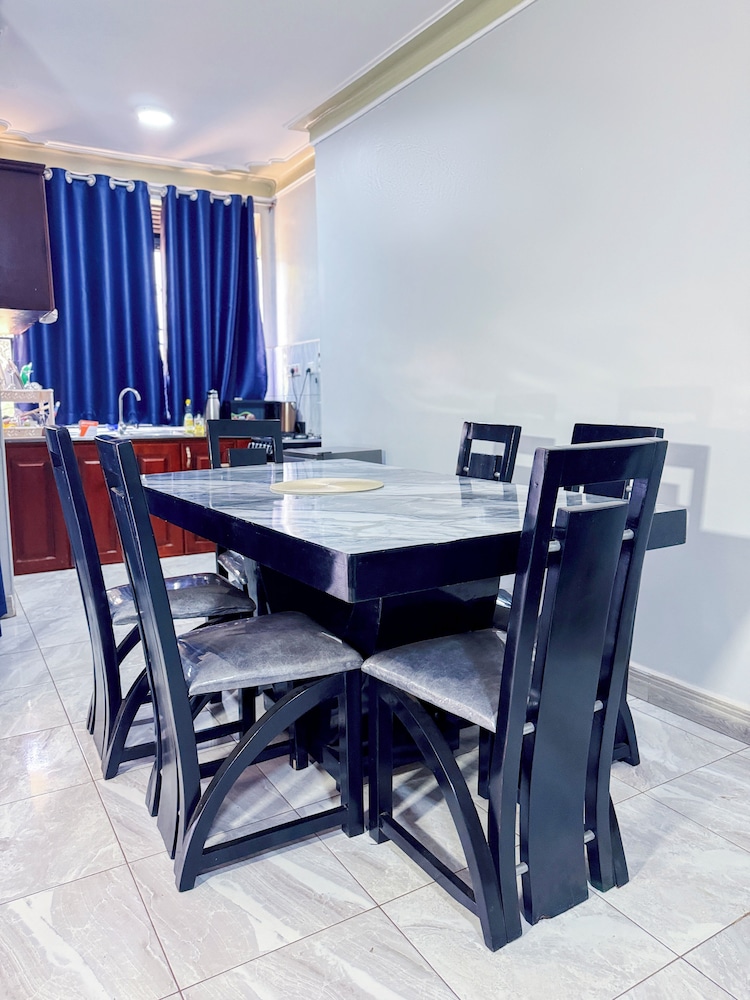 Seil Apartments