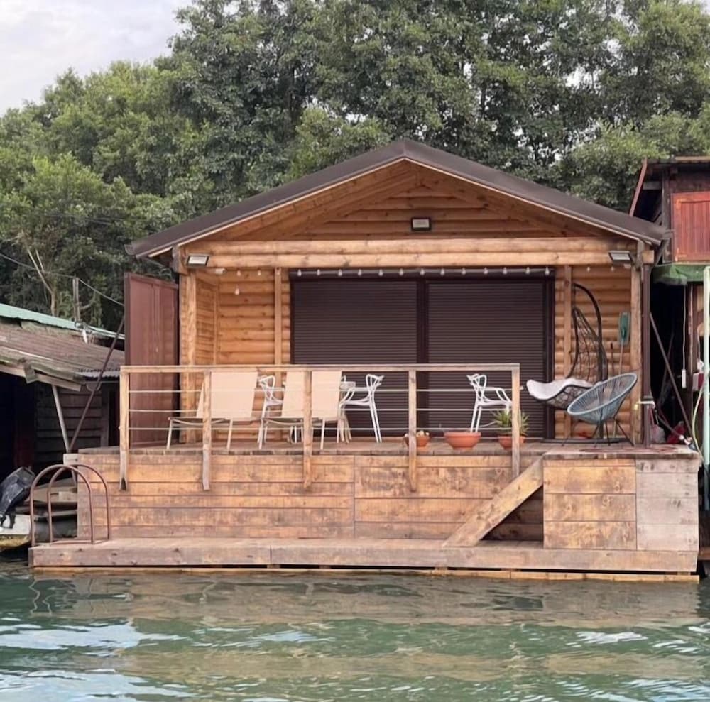 Lazar House Ada Bojana view 3