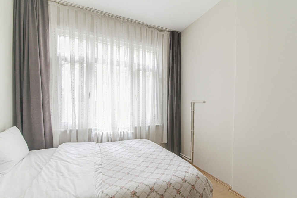 Fully Furnished Stylishly Designed Flat in Sisli