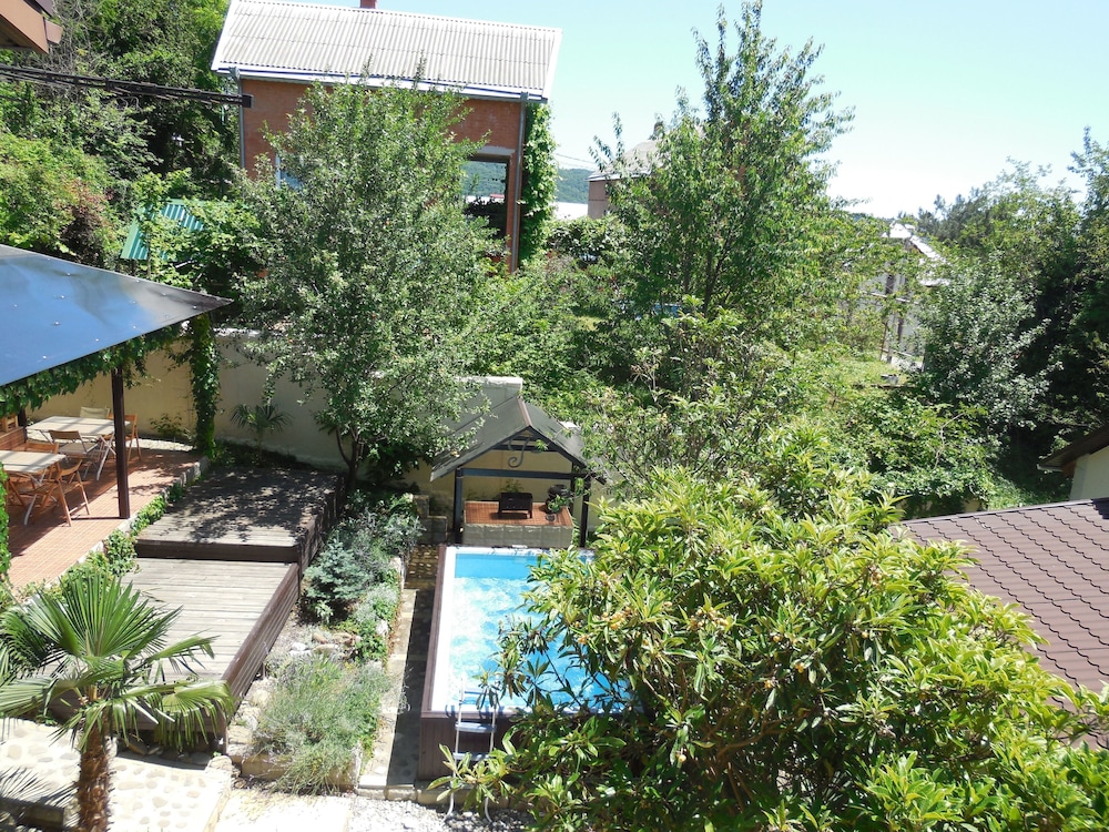 Guest House Rita