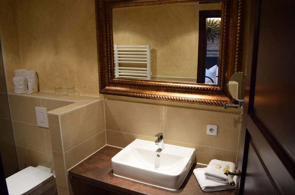 Hotel Arte Vida - Property Image 4