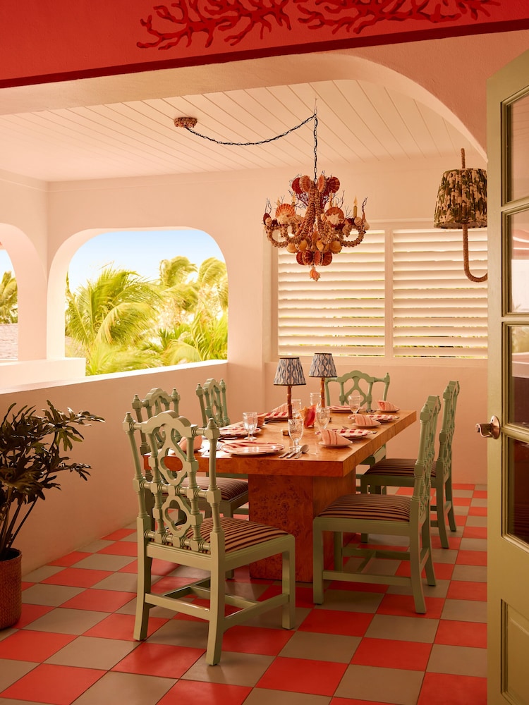Coral Sands Villa w/ Private Pool Steps to the Beach & Full Resort Amenities