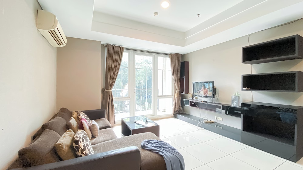 Strategic Location 1Br Apartment At 1 @ Cik Ditiro