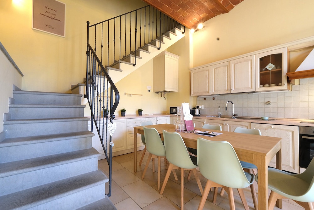 Wine Apartments Florence Barbaresco