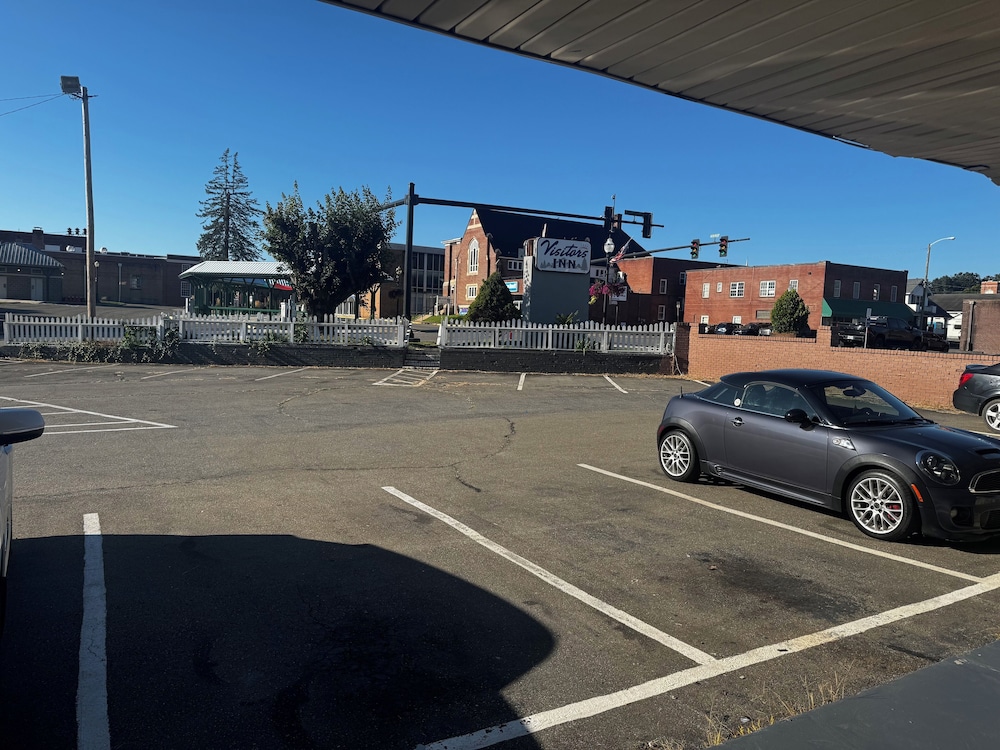 Visitors Inn