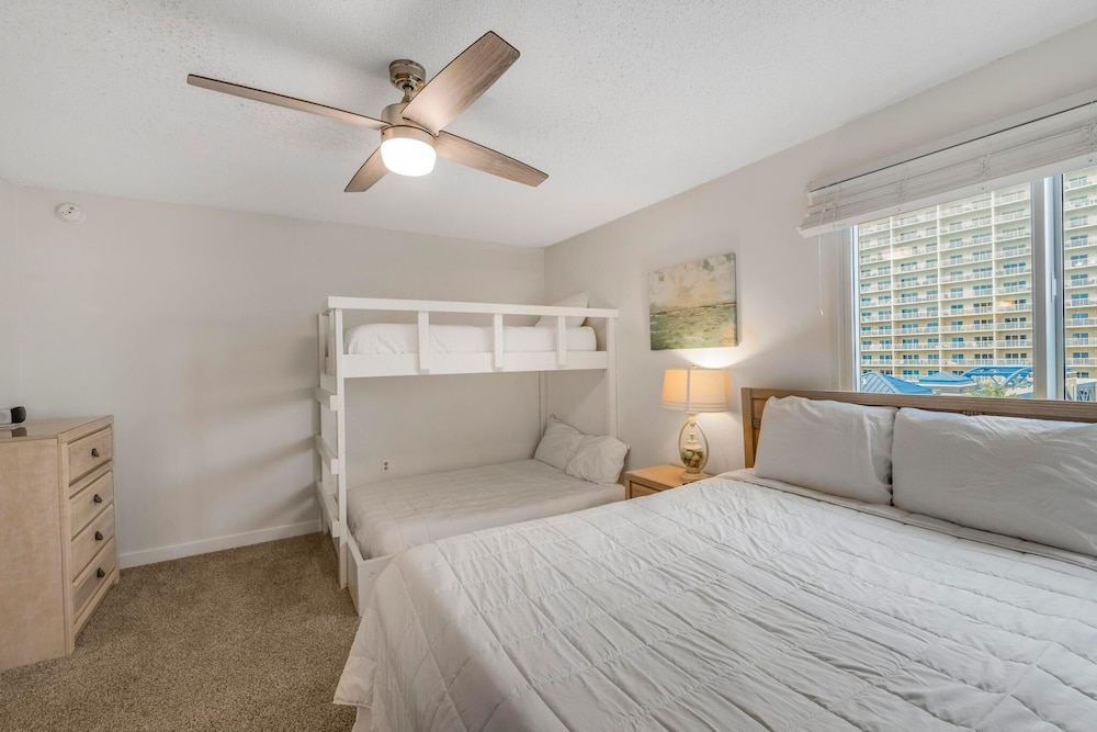 Edgewater West 65