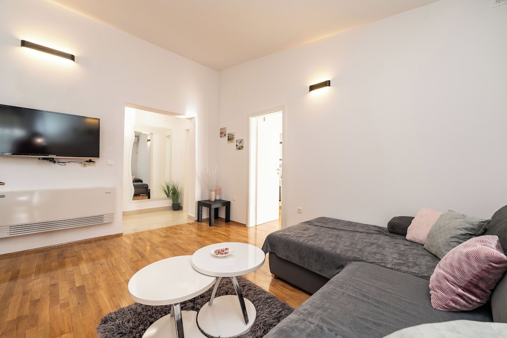 Apartments Grbic