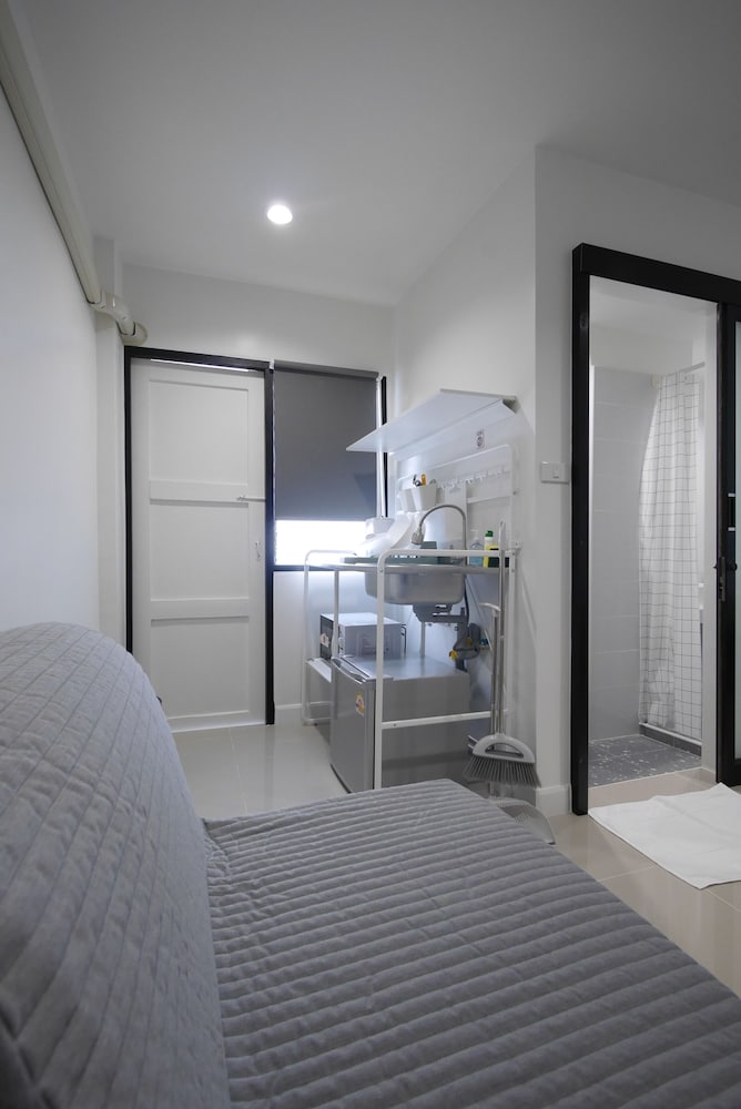 Lee Home Bangkok