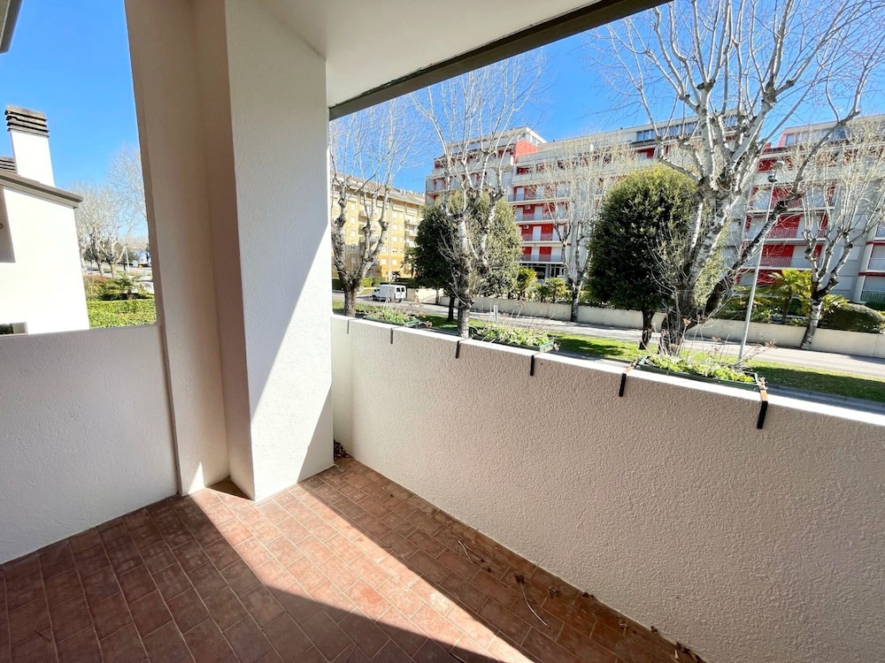Townhouse With Garden and Terrace