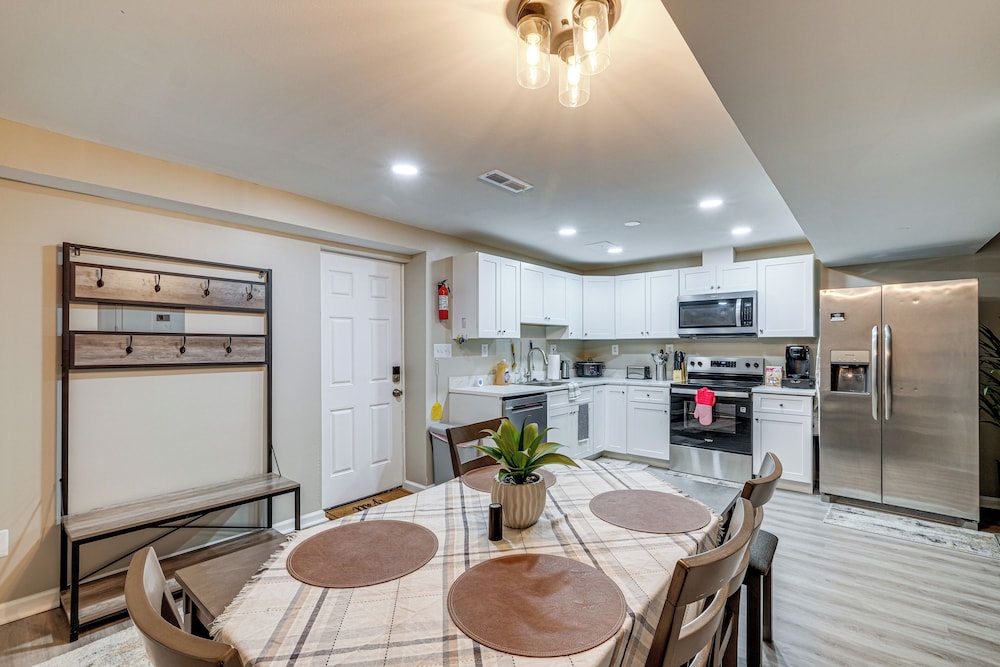 Nurse-friendly Fredericksburg Apt Near Hospitals