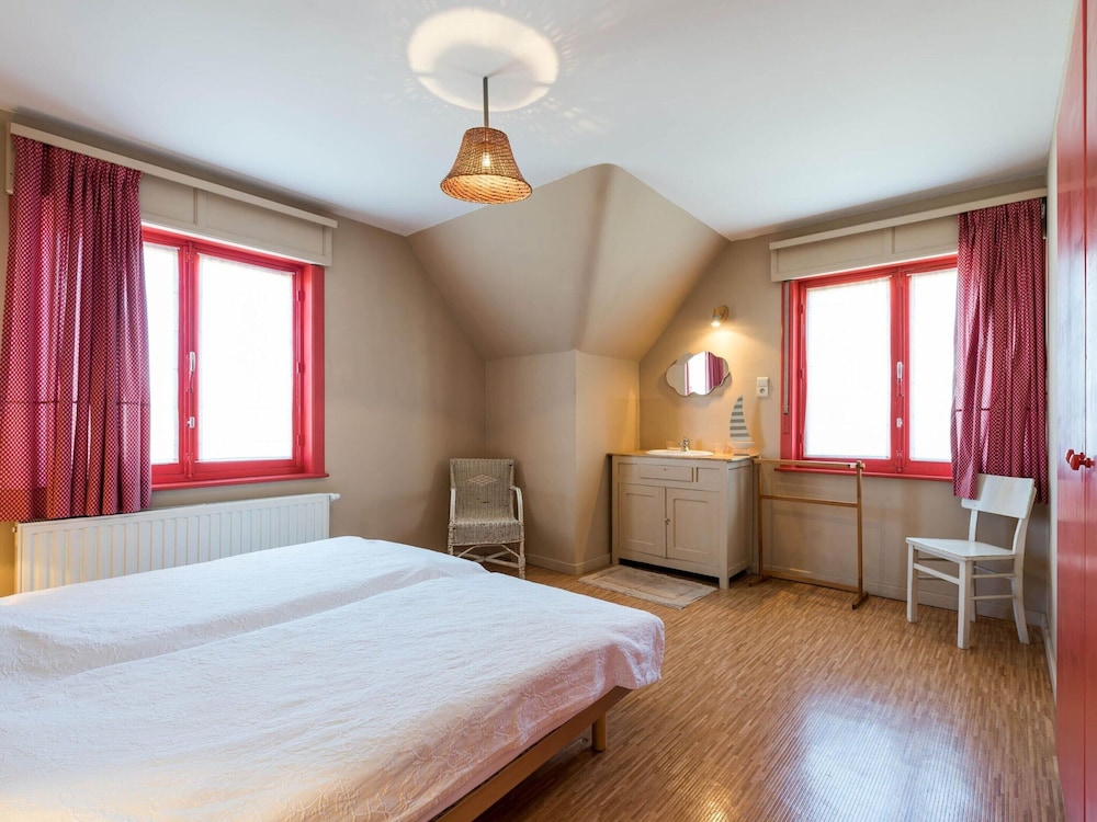 Villa in St-idesbald Near Ster der Zee Beach