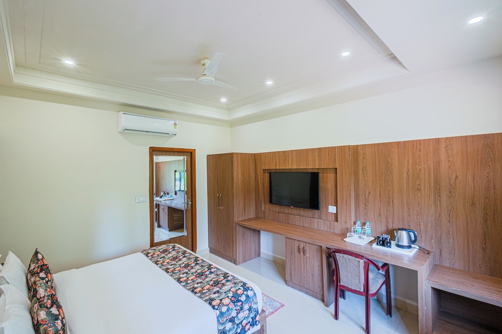 Bamboo Saa Sunrrise Wedding & Wellness Resort, Jaipur