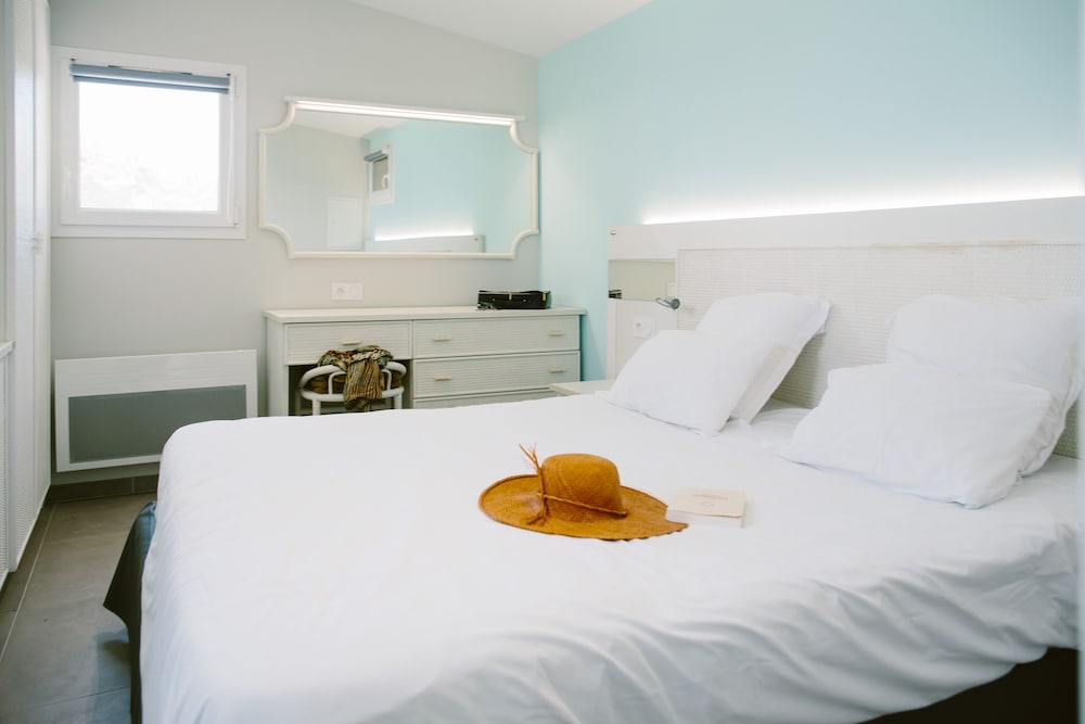 Riva Bella Naturiste Thalasso & Spa Resort view 2
