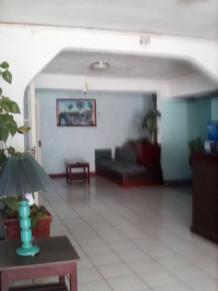 Hotel CariBlue Beach Hotel - Image 1