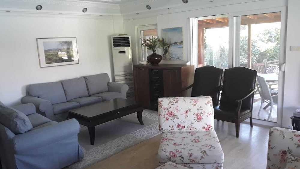 Çeşme Dalyan