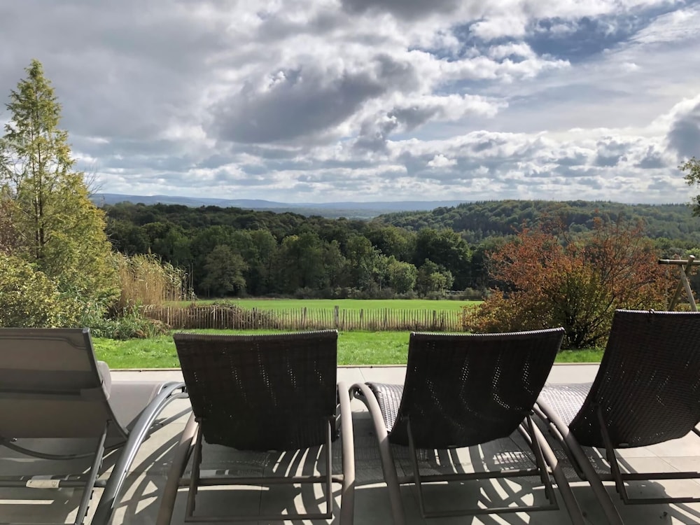 Luxury Villa Near Durbuy